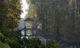 Китайский мостик / г. Белая Церковь,парк Александрия.