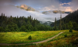 После дождя / Авадхара, Кавказ