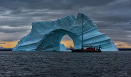 За красотами в Арктику / Плавание на ледовой яхте &quot;Петр I&quot;