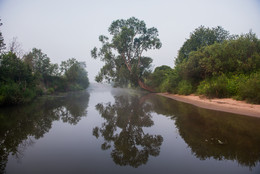 "Предрасветная тишина" / утро река