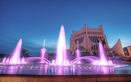 Розовый фонтан / Фонтан у Драмтеатра, Гродно.