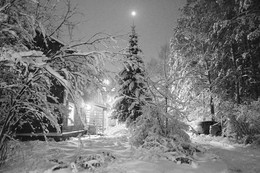 двор к новому году готов! / Новосибирск, Зеленая горка