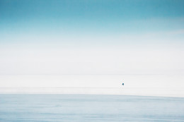 Белая пятница / Рыбак на озере Пено, пгт. Пено, Тверская область