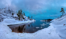 Небесная бирюза. / Карелия. Ладожское озеро. 9 января, 2017 год. Фотография из 5-дневного фототура, который я проводил на зимнем Ладожском озере.