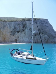 Лето яркое, море синее... / Пляж Порто Кацики, остров Лефкада, Греция