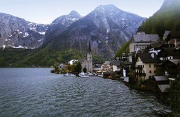 Гальштат - 2 / Вид на Гальштат и Гальштатское озеро (Австрия)