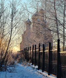 Замороженная пятница / Православный Храм зимой.