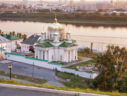 Благовещенский монастырь (Нижний Новгород) / Вид на монастырь и город.