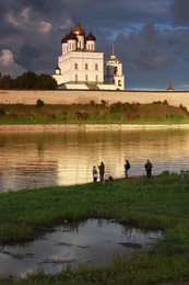 Небесное и земное / ***