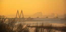 Мост Миллениум / Вид с зимнего берега реки Казанка