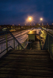 Станция / ночь вокзал переход