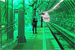 Платформа &quot;Деловой центр&quot; / Московская кольцевая железная дорога, цвет натуральный
