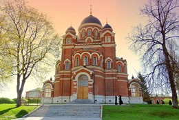 С Благовещеньем / Сегодня благовещенье, в воскресенье Вербное, а затем страстная неделя. Желаю всем добра и светлых, мирных дней.