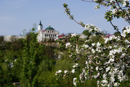 Весна, однако:) / Славный город Богуслав.