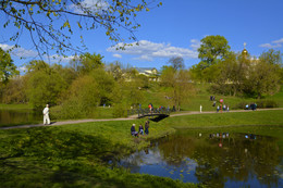 воскресенье в парке / весна. парк, Москва
