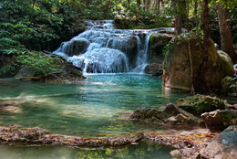 Эраван / Водопад в Таиланде.