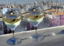 Двойной не виски / Стамбул из окна отеля