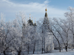Зимняя Успенская / Успенская церковь в г.Н.Новгороде, в один прекрасный зимний день, когда от мороза все покрылось толстым слоем инея.
Было прекрасно!