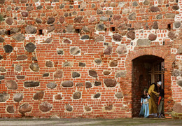 СтеноТерапия / Фрагмент стены Мирского замка.