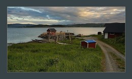 полночь. Finnsnes. Norway / music: Dan Hyde – My Door
https://www.youtube.com/watch?v=SwZxpkKDU0I
