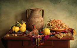 Натюрморт с фруктами / Фрукты и узбекская керамика