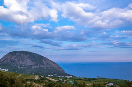 Аю-Даг, Крым 2016 год / Фото выполнено неподалеку от Красного Камня.