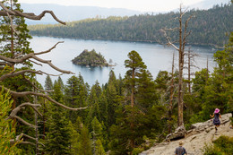 Тахо / Озеро Тахо это американский курорт. Обычно сюда приезжают зимой, чтобы покататься на лыжах