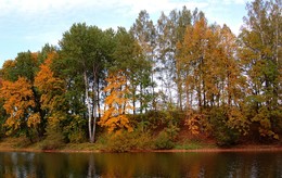 Осень на берегу пруда / Осень на берегу пруда
