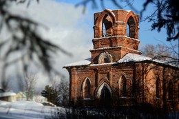 Особый взгляд / Церковь. Зима. Прогулка.