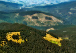 вид с горы Говерла / вид с самой высокой точки Украины - горы Говерлы. Карпаты. Август 2017