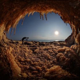 Пещерный человек / Мертвое Море
Израиль