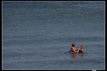 В ожидании волны... / Пляж в Лонг Айлэнд где не бывает волн... ;-)