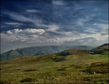 Над Пропастью...(#2) / Крым, плато Чатырдаг. Где-то там, за горами - Черное море...