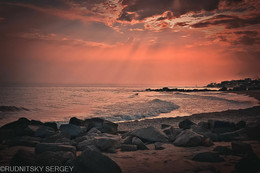 Закат на побережье / Летний закат в Железном Порту(Украина)