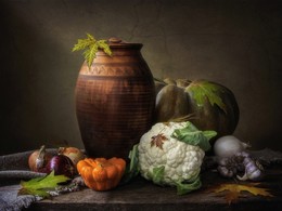 Осенний овощной натюрморт / классический натюрморт