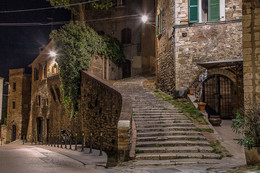 Город спит / Ночной Перуджа, Италия