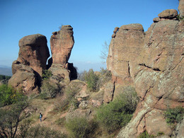 Скалы / Скалы "Магура",вид с высоты