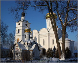 В Борисоглебском монастыре / Дмитров, Борисоглебский монастырь, Борисоглебский собор (1537 год).