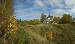 Осень в Поленово. / Троицкая церковь в Бехово.