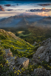 Место, где живут Мечты / Вид с Эклизи-Бурун, вершины горы Чатыр-Даг, на Крымский Природный Заповедник