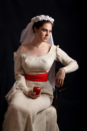 НЕВЕСТА / ЗАДУМАЛА ХУДОЕ