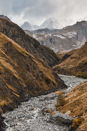 Каменная река / Ущелье реки Ородон, рядом с реликтовым горным болотом Чефандзар, Национальный парк Алания, Северная Осетия