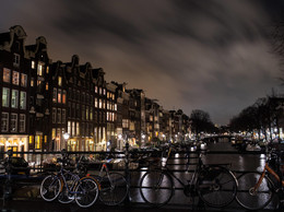 ночной Амстердам / красивый Амстердам, узнаваемое место.