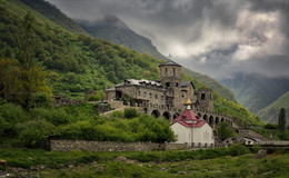 Аланский Успенский мужской монастырь. / Северная Осетия.