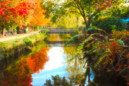 Осенние Отражения / ВИд на старый Дэлаверский канал. Город Ламбертвиль, Нью-Джерси, США