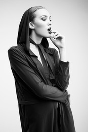 173 / фото, стиль: Марина Щеглова
модель: Мария Андрейчук
модельное агенство: Nelly Models International
