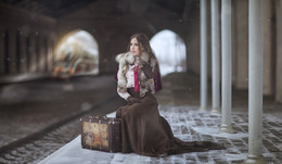 Waiting for the train / Постановочная фотография была сделана для 2nd international contest 35AWARDS2016