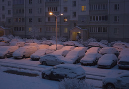 Зимнее утро. / После ночного снегопада. Минск. Декабрь 2017 г.