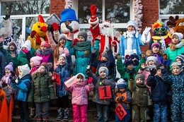 С 2018 вас друзья! / Новогоднее фото в Резеденции Деда Мороза. Боровуха-4.