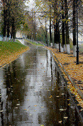 Мокрая пятница / Дождь набережная осень